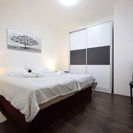 In - Riviera 44076 Apartment Zadar